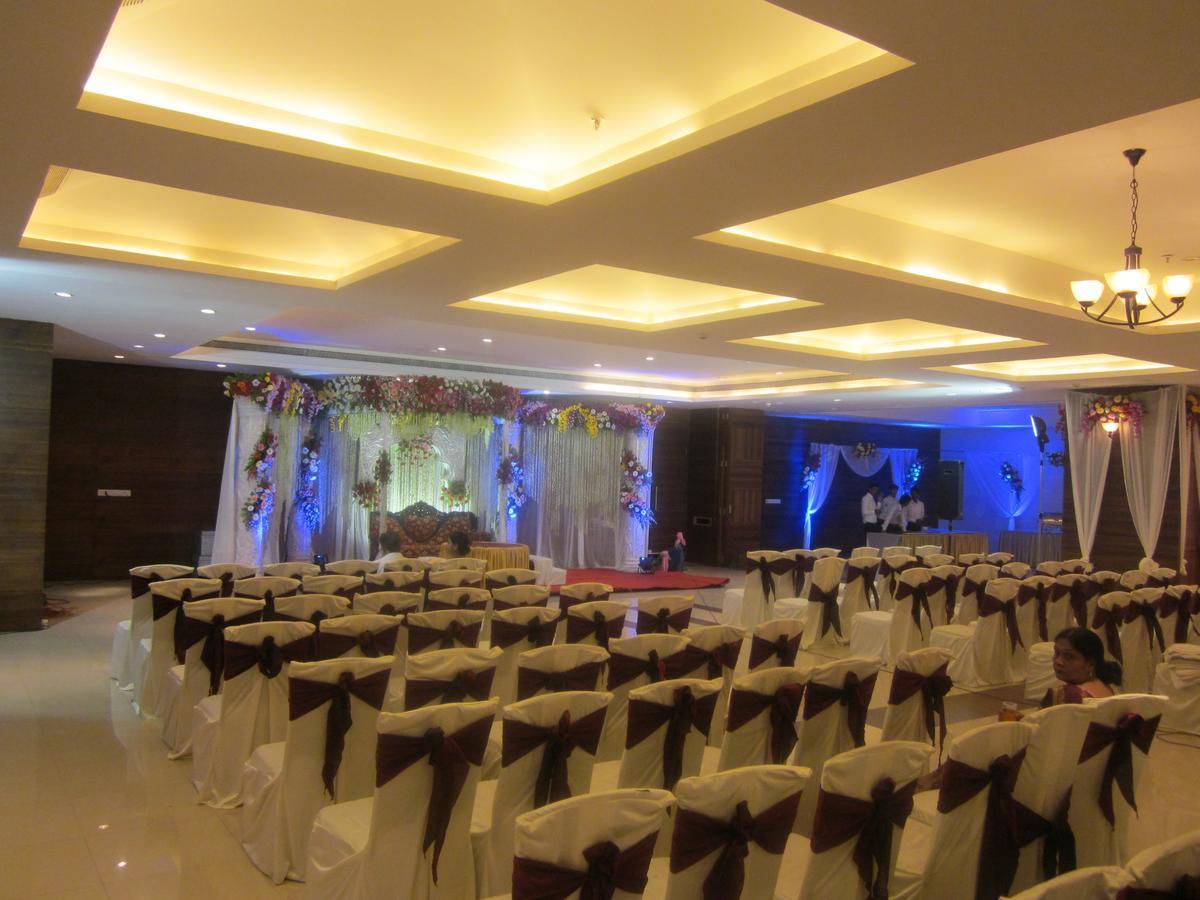 Vijaya Tej Clarks Inn Patna  Esterno foto